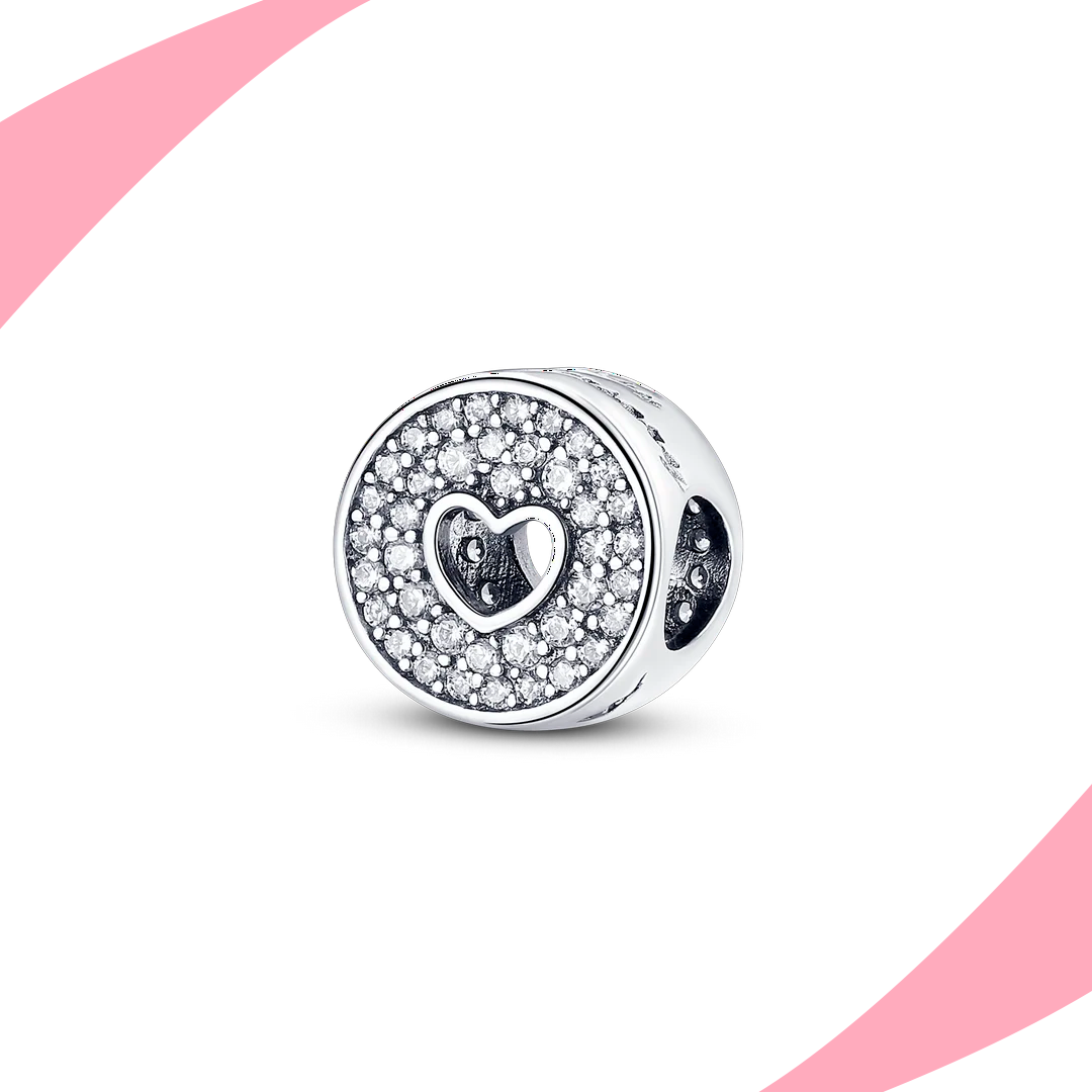 Charm Corazón en Circulo